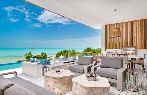 Juba Sound Villa | Villa Bristol Bliss | Beach Front - Located in Magnificent Turtle Tail with Private Pool