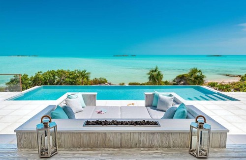 Juba Sound Villa | Villa Bristol Bliss | Beach Front - Located in Magnificent Turtle Tail with Private Pool