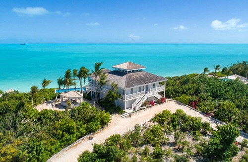 Ocean Point House | Villa Calypso: Ocean Access, Pool, Kayaks, & More!