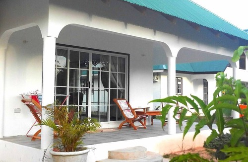 La Digue House | Villa COCO, house to rent for holidays with friends or family