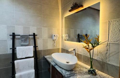 La Passe House | Villa D'amour