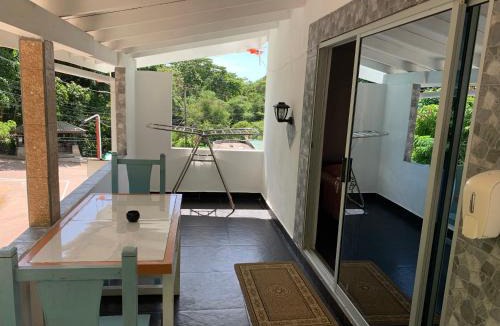 Anse Boudin Apartment | Villa Manoir