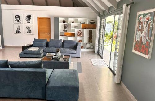 Nunue Villa | Villa Moana Reva