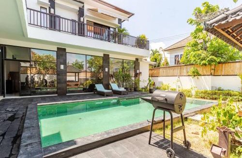 Mumbul Villa | Villa Moyang in Nusa Dua