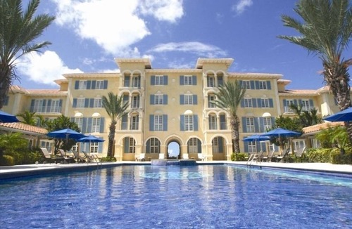 Grace Bay Condo | Villa Renaissance 201: 2nd Floor, 3 Bedrooms, 3 Bathrooms, Ocean Front Villa