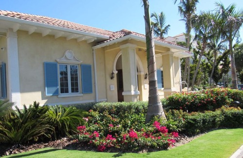 Grace Bay Condo | Villa Renaissance Unit 501 1BR Pool/Garden