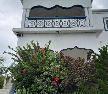 Discovery Bay House | Villa Serenity by the water-Tranquility Suite