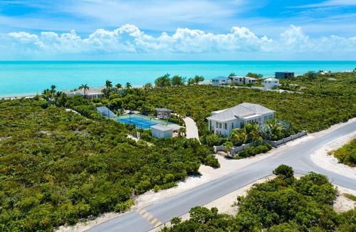 Long Bay Villa | Villa Shambhala 8 BR