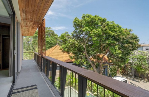 Sanur Villa | Villa Sunshine – Sparkling Style & Spacious Comfort in Sanur
