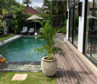 Laksmana Villa | Villa Surga
