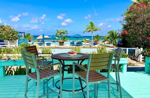 Cockburn Town Villa | Villa Turque