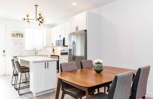 Long Bay House | Walk To Beach & Shops! Beautiful Patio/Pool-CV41-2