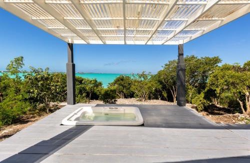 Ocean Point House | Waterside Home, Shaded Whirlpool Spa, Outdoor Dining, Smart TV, Amazon Prime