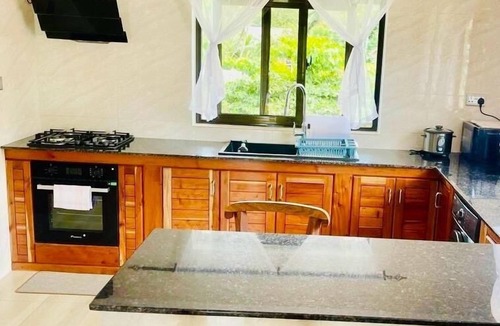Grand Anse Apartment | Yvon's Tropical Villa