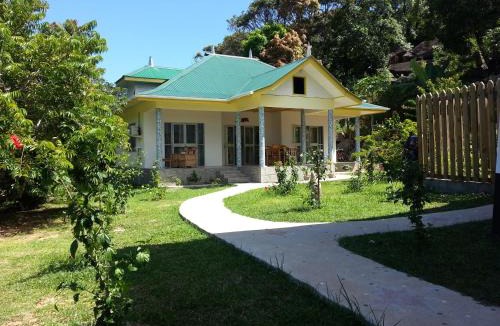 La Digue Bed & Breakfast | Zanboza Guesthouse