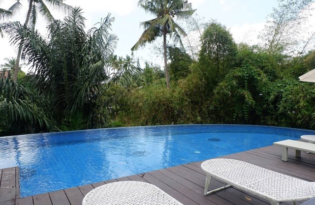 1BR Studio Room w/ Jungle View in Ubud Center (6)