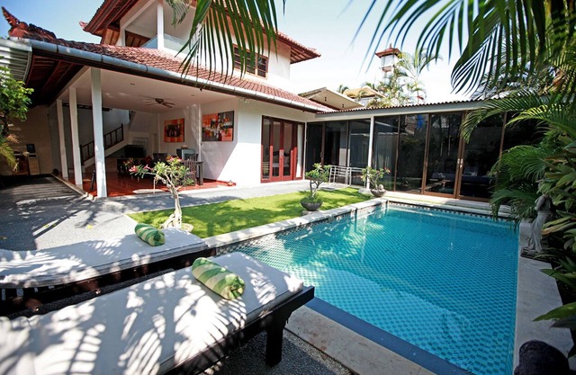 2 Bedroom Pool Villa in Central Seminyak, Mins Walk to Shops, Restaurants, Beach
