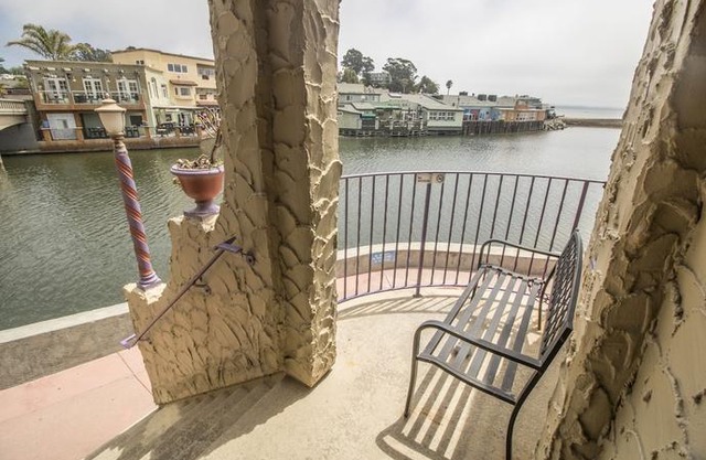 Capitola Venetian Hotel