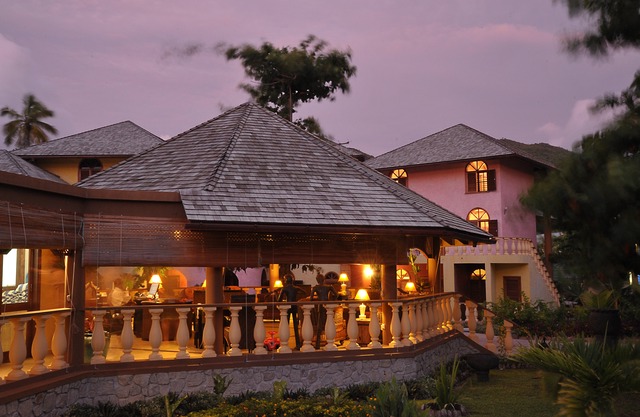 Castello Beach Hotel