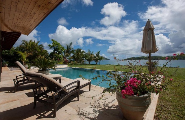 PRIVATE SEA VIEW VILLA Eden Island