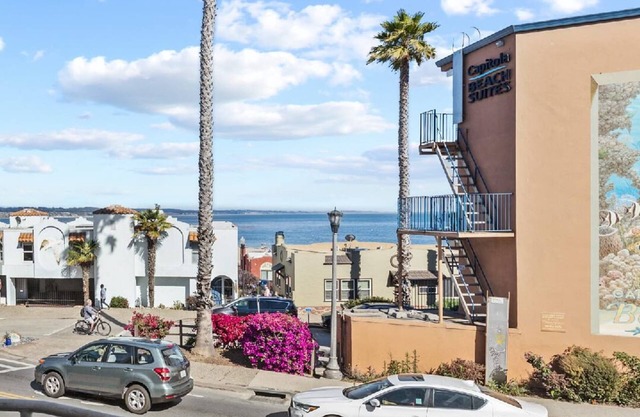 Ocean Capitola Village 