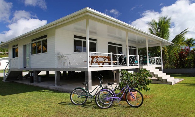 Teahupoo House | 100 m² House ∙ 3 bedrooms ∙ 6 guests