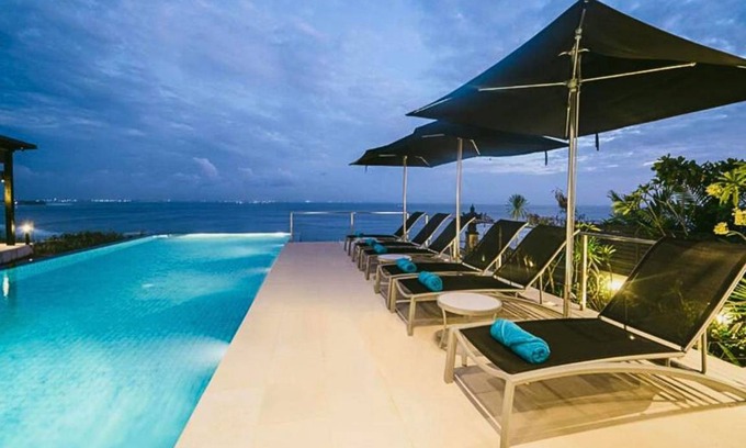 Uluwatu Villa | 1000 m² Villa ∙ 4 bedrooms ∙ 8 guests