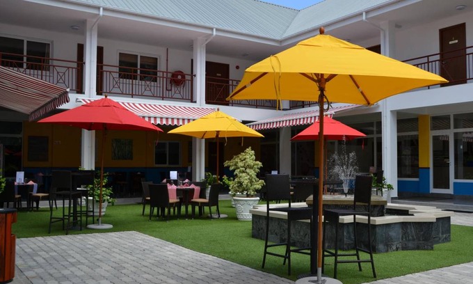 Baie Ste Anne Apartment | 106 m² Apartment ∙ 2 bedrooms ∙ 4 guests