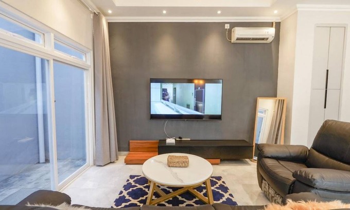 Taman Griya House | 125 m² House ∙ 3 bedrooms ∙ 9 guests