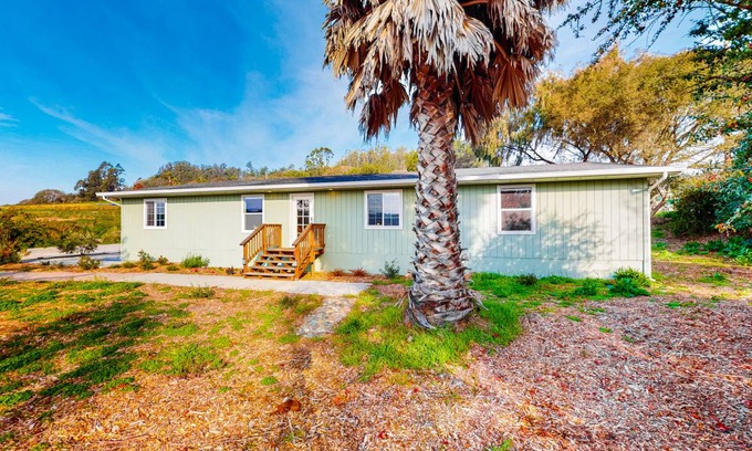 Watsonville House | 144 m² House ∙ 3 bedrooms ∙ 6 guests