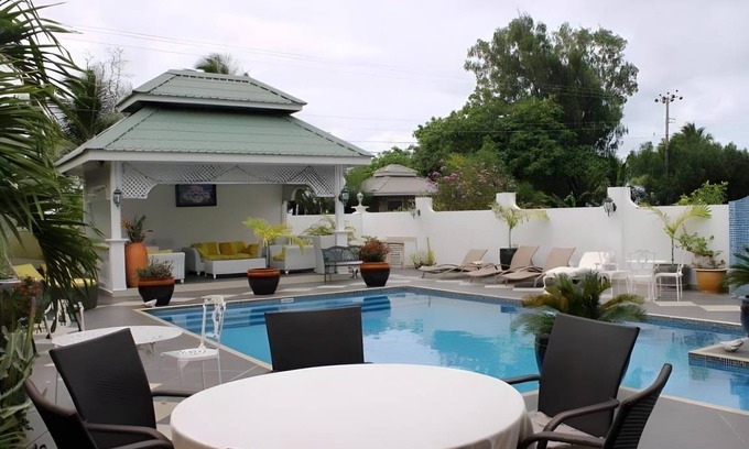 Mahe Island Bed & Breakfast | 150 m² Bed and breakfast ∙ 5 guests