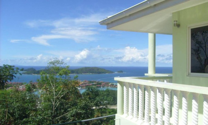 Zig Zag Ward Villa | 150 m² Villa ∙ 2 bedrooms ∙ 4 guests