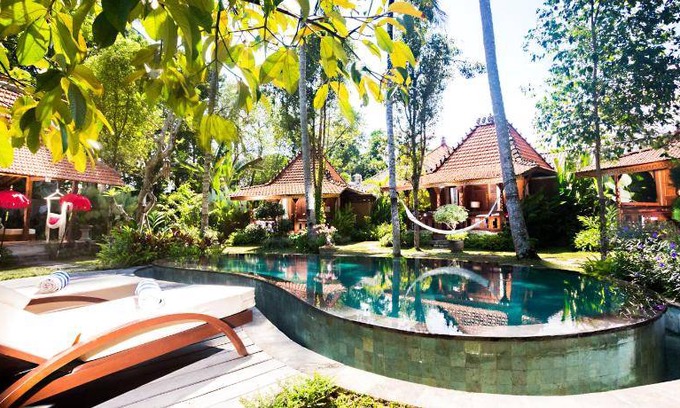 Sayan Resort | 1500 m² Resort ∙ 3 bedrooms ∙ 6 guests
