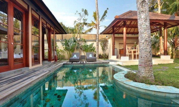 Sayan Villa | 1600 m² Villa ∙ 1 bedroom ∙ 16 guests