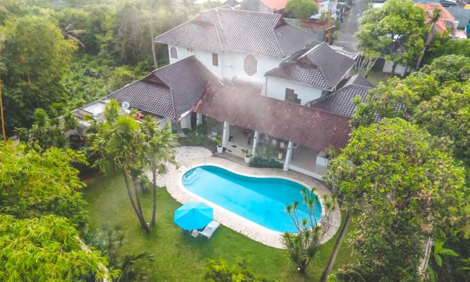 Denpasar Villa | 2000 m² Villa ∙ 6 bedrooms ∙ 14 guests