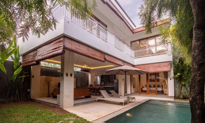 Sanur Villa | 207 m² Villa ∙ 3 bedrooms ∙ 6 guests