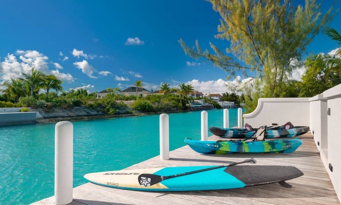 Leeward Settlement Villa | 23 m² Villa ∙ 5 bedrooms ∙ 10 guests