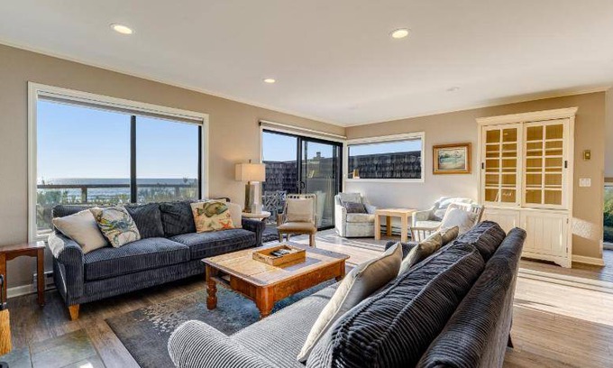 Pajaro Dunes House | 245 m² House ∙ 5 bedrooms ∙ 12 guests