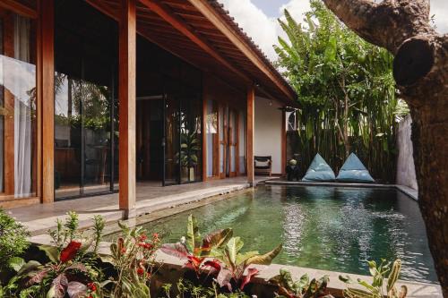 Munggu Villa | 2BR Villa - hidden gem in Seseh, Canggu