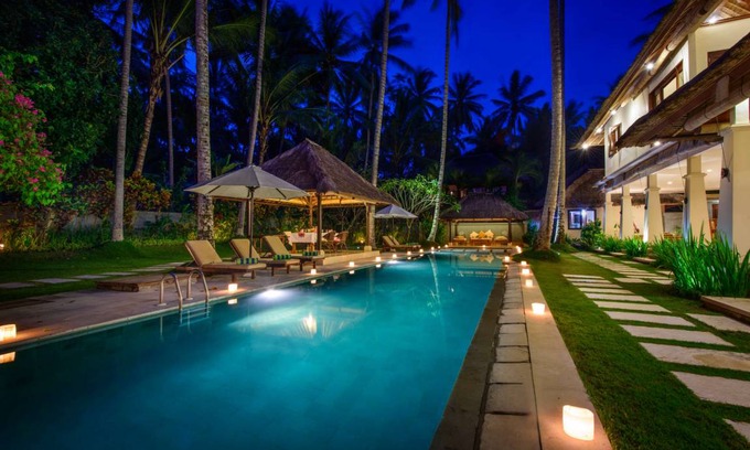 Candi Dasa Villa | 300 m² Villa ∙ 4 bedrooms ∙ 8 guests