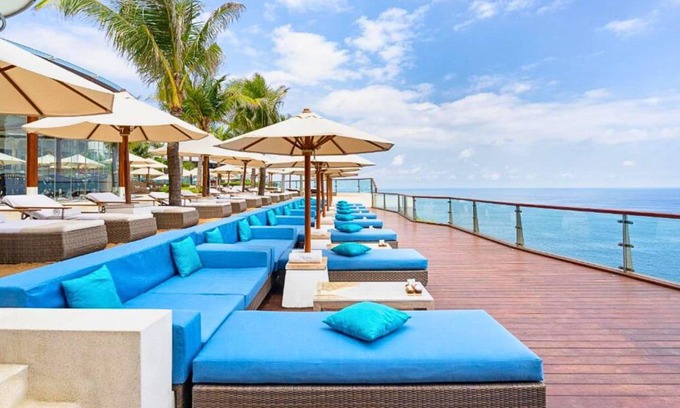 Pecatu Villa | 3500 m² Villa ∙ 5 bedrooms ∙ 10 guests