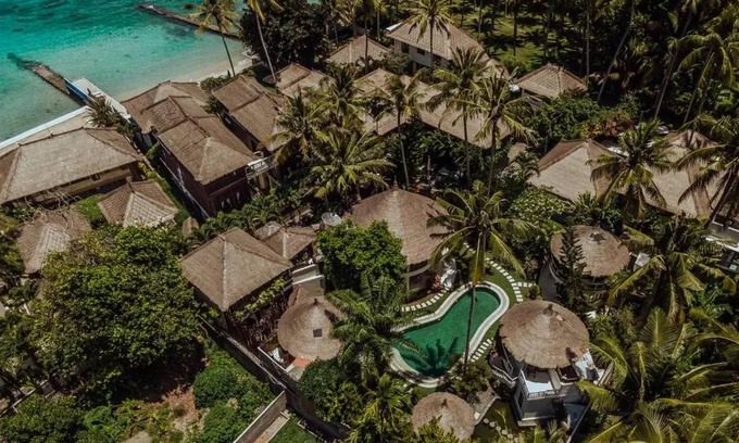Candi Dasa Resort | 444 m² Resort ∙ 9 bedrooms ∙ 26 guests