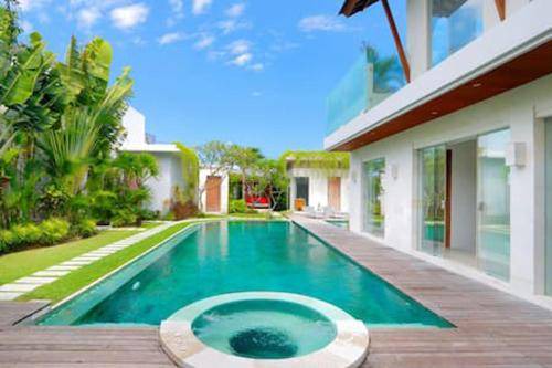 Seminyak Villa | 504 m² Villa ∙ 4 bedrooms ∙ 10 guests