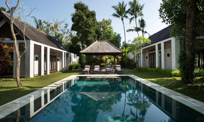 Sayan Villa | 700 m² Villa ∙ 3 bedrooms ∙ 6 guests