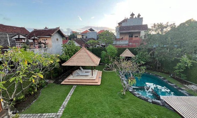 Denpasar House | 739 m² House ∙ 3 bedrooms ∙ 6 guests