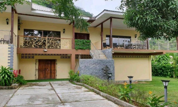 Beau Vallon House | 900 m² House ∙ 1 bedroom ∙ 6 guests