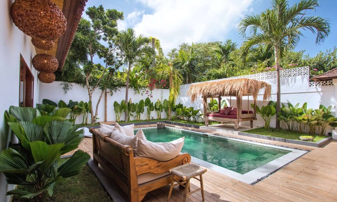 Dyanapura Villa | Beautiful 5 Star Holiday Villa in a Prime Location in Seminyak, Villa Bali 2046