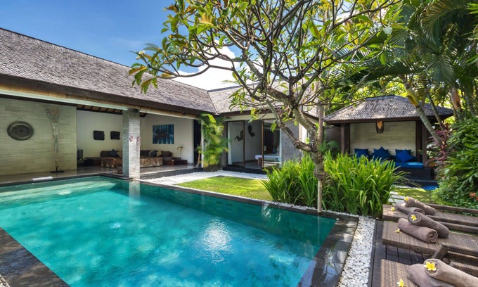 Petitenget Villa | Beautiful 5 Star Holiday Villa in a Prime Location in Seminyak
