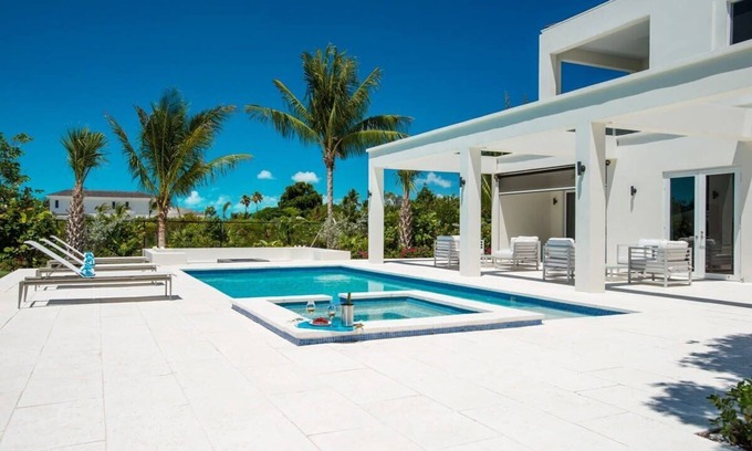 Leeward Settlement Villa | Charming beachfront 4 bedroom villa with gorgeous views