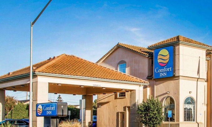Las Lomas Hotel | Comfort Inn Watsonville